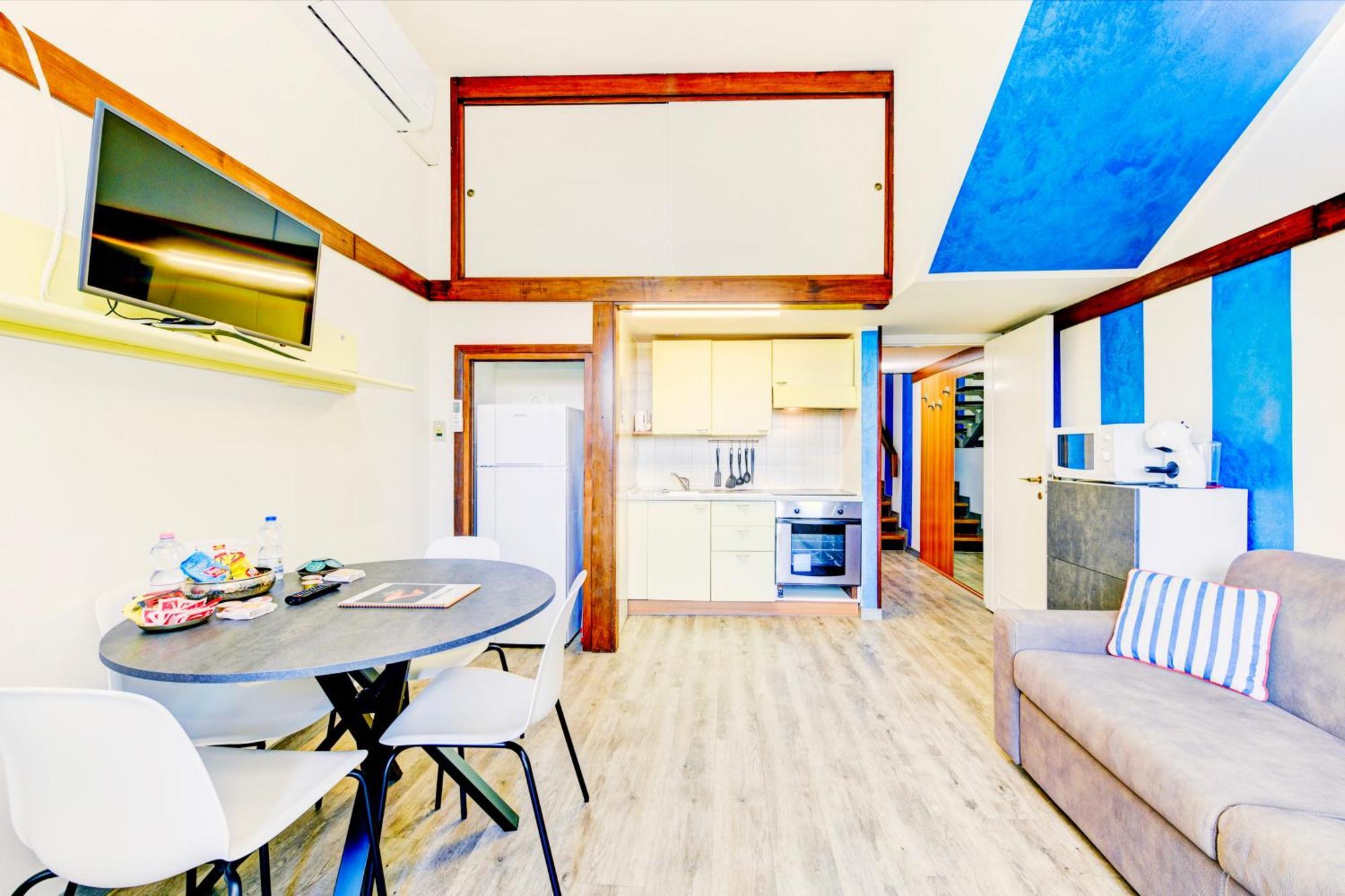 The Riva Apartment Sirmione Exterior photo